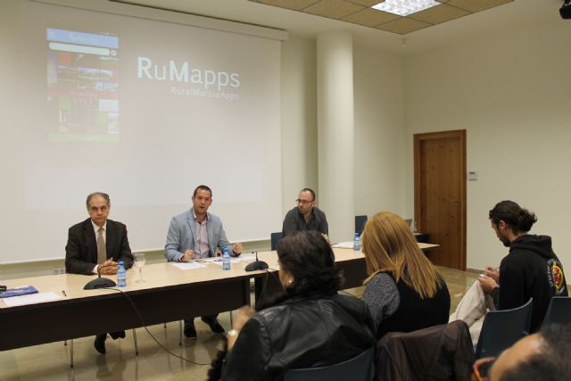 Presentada en Archena la aplicación turística 'RuMapps' que permitirá descubrir las zonas rurales de la Región