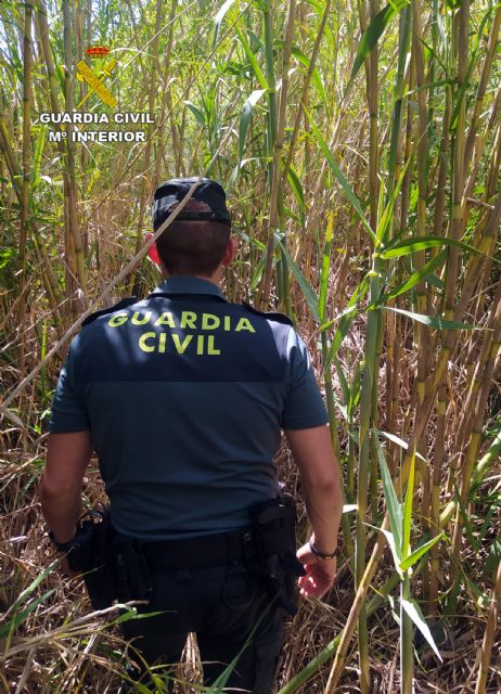 La Guardia Civil rescata a una mujer que cayó al río cuando intentaba recuperar a su mascota