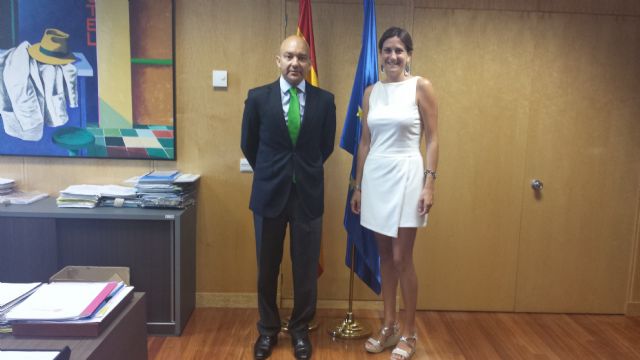 La Alcaldesa de Archena se reúne con el Secretario de Estado de Comercio para poner en marcha el Plan Estratégico del municipio