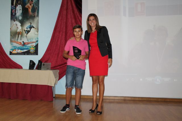 Siete jóvenes archeneros fueron premiados anoche por sus últimos éxitos deportistas en la Gran Gala del Deporte de Archena