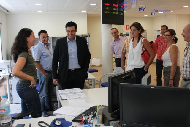 La Alcaldesa arranca del Director del SEF el compromiso de conceder al municipio más cursos de formación y empleo para parados