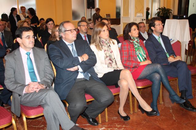 La Alcaldesa, el Consejero de Turismo y la Secretaria de Estado de Turismo inauguran las II Jornadas Nacionales de Turismo que se celebran en el Balneario