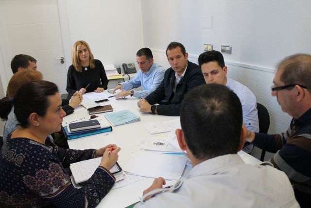 La Junta de Gobierno Municipal impulsará la creación de un Banco de Libros para poder prestar a los escolares más necesitados