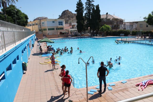 Gran número de participantes en los cursos de Natación de la Piscina Municipal