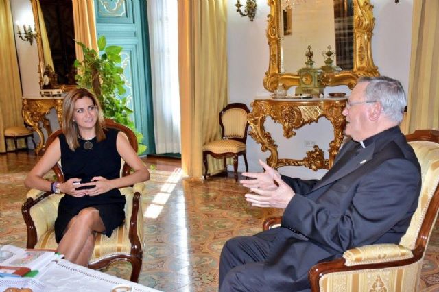 La Alcaldesa de Archena en una reciente visita oficial al Obispado para comunicar a su titular la decisión del Equipo de Gobierno Municipal