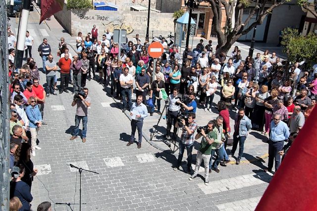 Luto oficial de dos días, minuto de silencio y banderas de Archena a media asta, el homenaje del pueblo de Archena al vecino asesinado