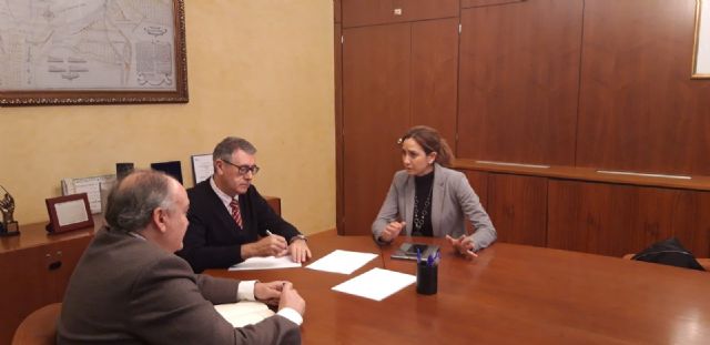 La Alcaldesa de Archena se ha entrevistado hoy con el Presidente de la CHS