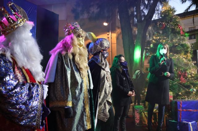 Cientos de niños volvieron a sentir, a pesar de la crisis sanitaria, la magia de los Reyes Magos, aunque no hubo cabalgata por la pandemia