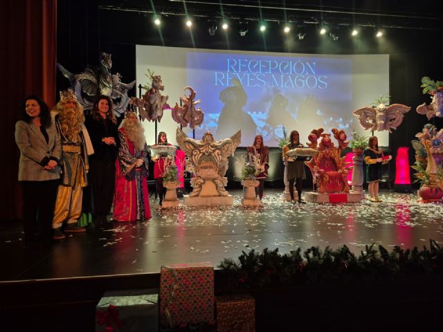 El Teatro Villa de Archena da la bienvenida a los Reyes Magos de Oriente