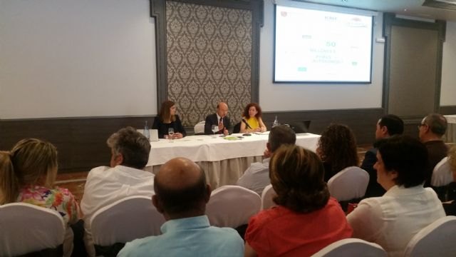 Hacienda fomenta entre los empresarios de Archena nuevas inversiones con créditos avalados por la Comunidad