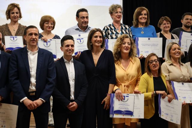 Patricia Fernández entrega los distintivos Sicted de calidad turística a más de 30 empresas de Archena