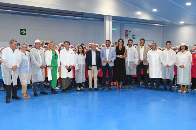 La alcaldesa de Archena inaugura las nuevas instalaciones de Moyca que han supuesto una inversión superior a los 12 millones de euros y la creación de 400 puestos de trabajo