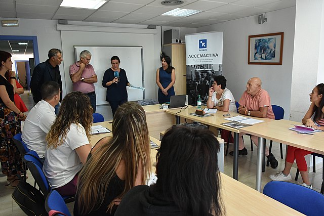 Presentado el curso 'Habilidades para auxiliar de Comercio'