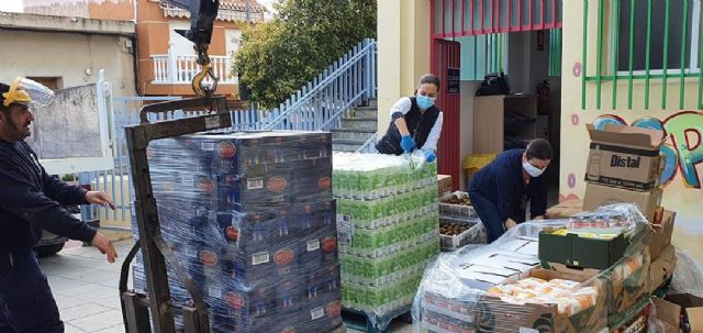 Más de 100 familias atendidas en la apertura de la Despensa Solidaria 'ARCHENA TE CUIDA'