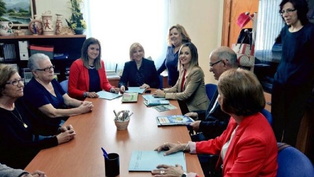Familia estudia concertar 14 nuevas plazas en la residencia de personas mayores de Archena