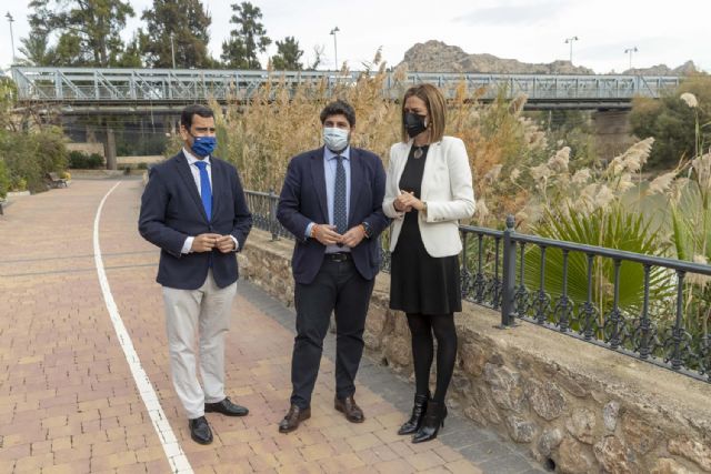 López Miras: 'La rehabilitación del puente de hierro de Archena es un hito histórico que mejorará la movilidad y el patrimonio municipal'