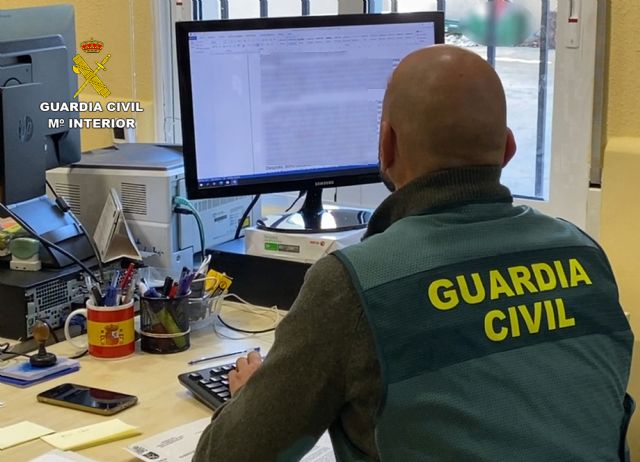 La Guardia Civil detiene a dos violentos delincuentes por agredir a un vecino de Archena para robarle un teléfono móvil