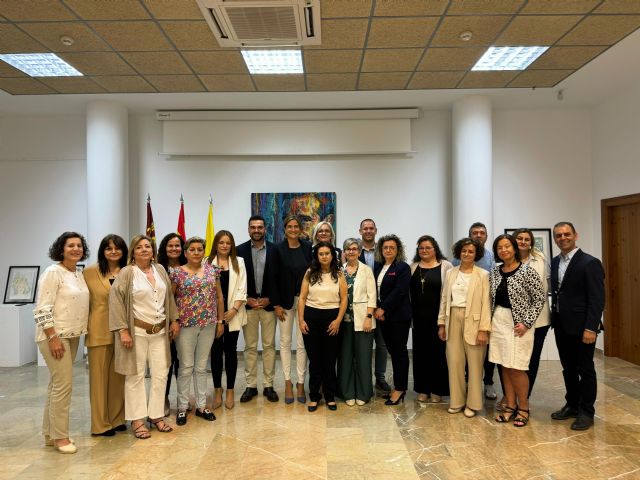 Patricia Fernández preside la toma de posesión de los nuevos funcionarios y personal laboral fijo del Ayuntamiento de Archena