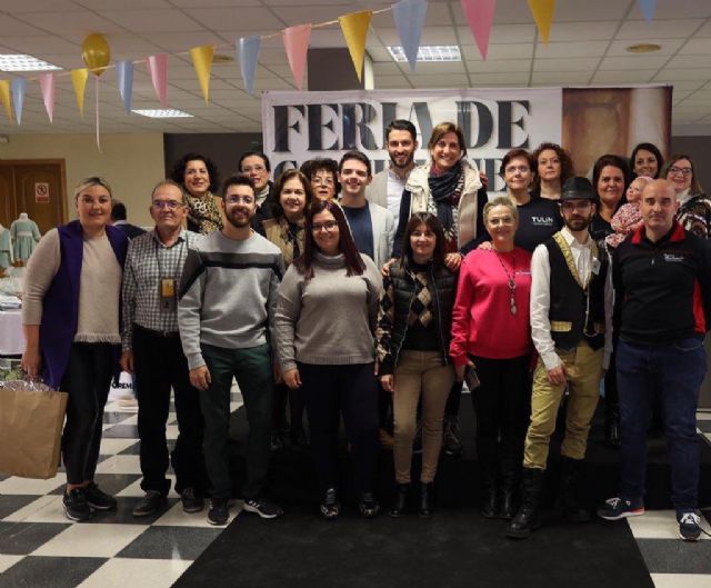 La IV Feria de las Comuniones de Archena se pone en marcha con el doble de expositores que el pasado año
