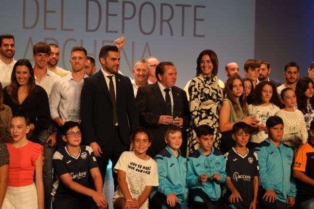 El responsable de la pesca en Archena recibió su Mención de Honor en la Gala Anual del Deporte que se celebró en el ´Teatro Villa de Archena´