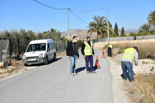 Comenzaron las obras para mejorar y acondicionar caminos rurales y senderos eco-turísticos en todo el municipio