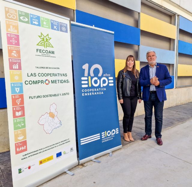 Fecoam lleva el colegio El Ope de Archena su proyecto para un futuro sostenible y justo