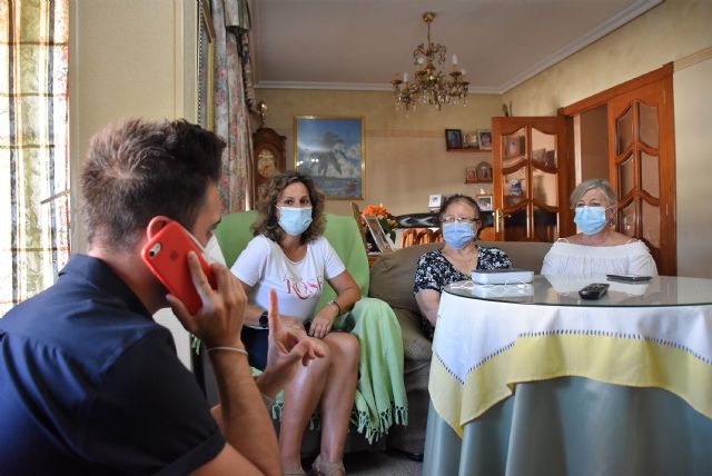 Casi un centenar de vecinos de Archena se benefician del servicio de teleasistencia municipal gratuito