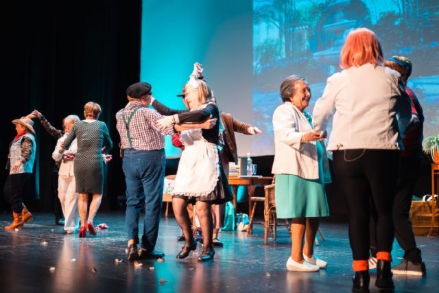 Archena celebra la Gala del Mayor con un emotivo homenaje a Gloria Martínez y al Consejo de Participación del Centro de Mayores