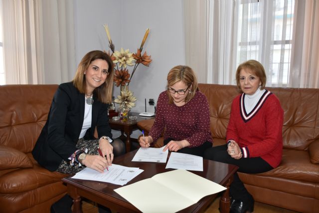 Un convenio municipal facilitará comidas a domicilio a las personas mayores de 65 años, dependientes y con problemas de movilidad