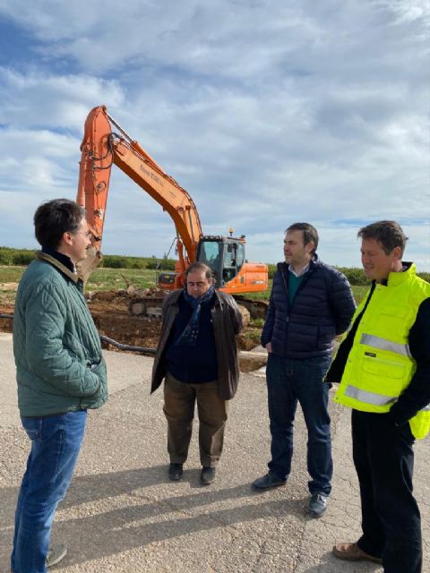 Realizan obras en una acequia y red de agua potable de Archena y caminos de San Javier y San Pedro por 170.000 euros