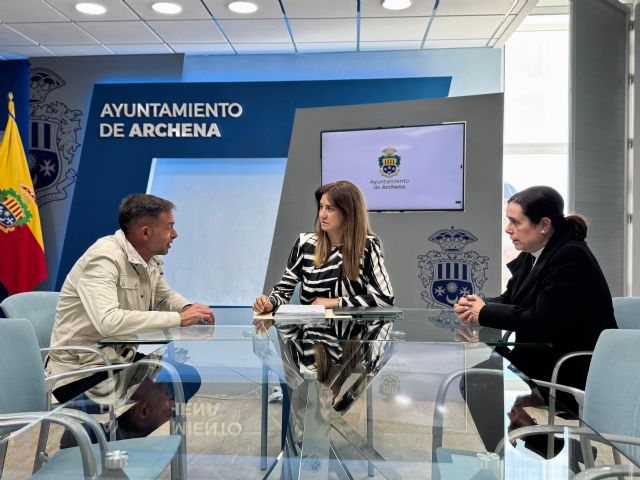 Patricia Fernández recibe al archenero Jesús Pay, nuevo presidente de la Federación de Comercio de la Región de Murcia