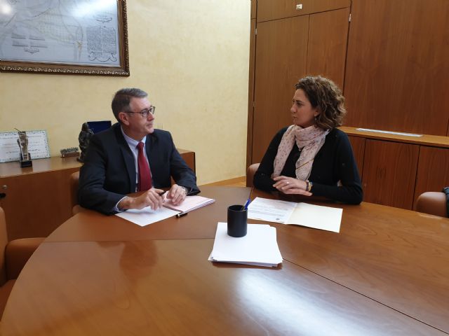 El presidente de la CHS se reúne con la alcaldesa de Archena para analizar el estado tramitación de los expedientes urbanísticos