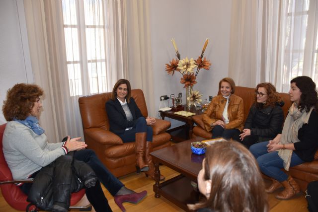 La Fundación 'Probitas' ayudó durante 2017 en su comida diaria a 38 escolares archeneros con problemas de exclusión social