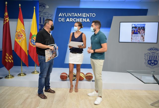 Archena fomenta hábitos saludables a través del baloncesto