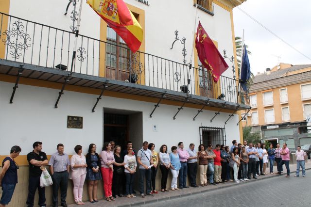 Guardado un minuto de silencio en el Ayuntamiento para condenar la muerte de la líder del PP de León