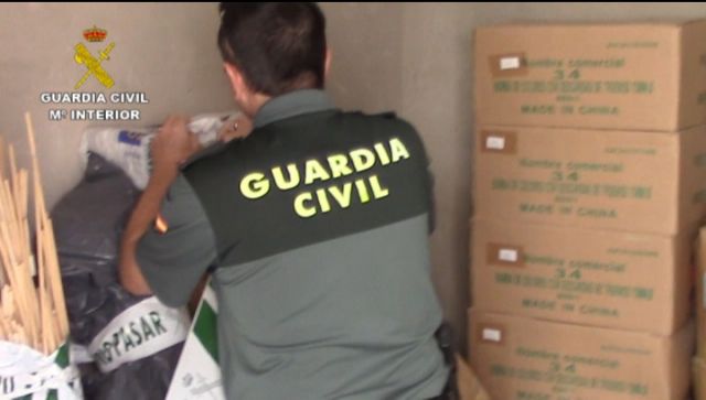 La Guardia Civil desmantela un taller pirotécnico ilegal en Murcia
