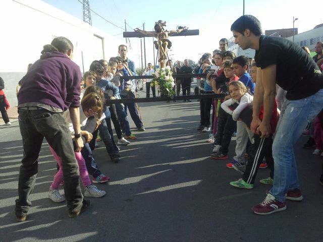 Celebrada la V Convivencia de Jóvenes Cofrades de Archena con procesión infantil incluida en el Polideportivo Municipal