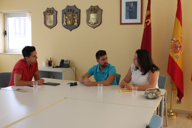 El Director General de Juventud de la Comunidad Autónoma, Francisco Sánchez, visita Archena para conocer a las Asociaciones Juveniles del municipio