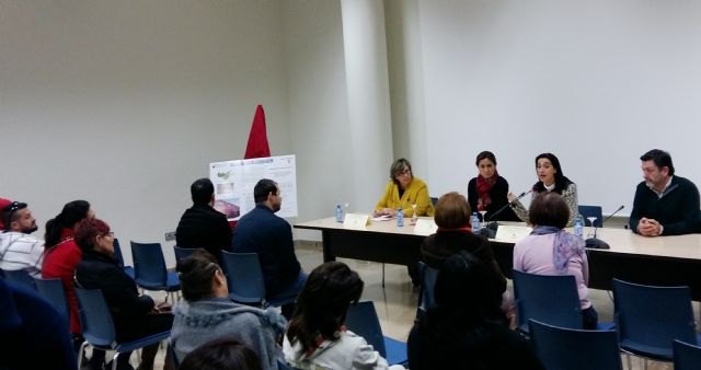 Fomento invierte más de 473.000 euros para rehabilitar 51 viviendas públicas en Archena