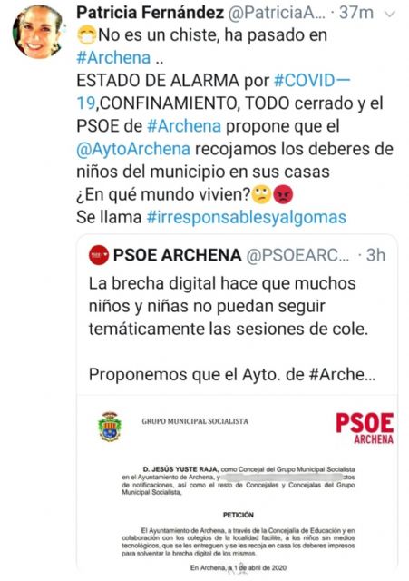 El PSOE de Archena lleva los deberes a casa a los niños sin Internet