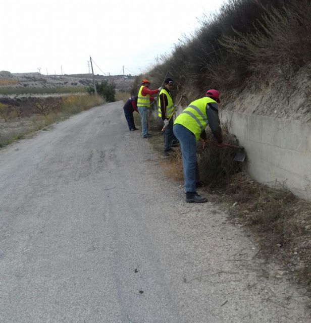 Contratados 35 trabajadores agrícolas desempleados para realizar diversos trabajos de reparación de caminos y senderos ecoturísticos
