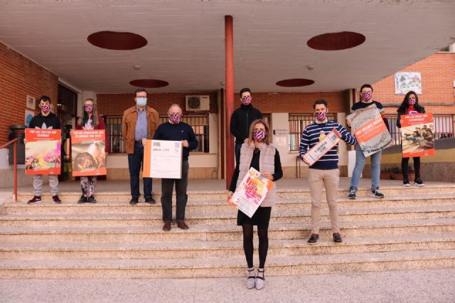 La Alcaldesa de Archena se alía con los jóvenes en la lucha contra la COVID19 con la campaña 'Nos Jugamos Mucho'