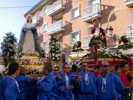 12 cofradías sacarán a la calle sus mejores galas nazarenas para acompañar a sus imágenes llenas de historia y devoción